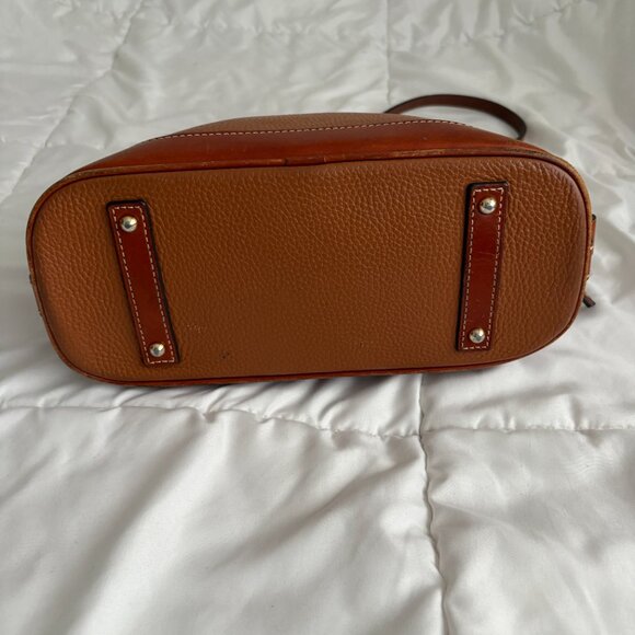 Dooney & Bourke Dome Tan/Brown Satchel Shoulder Bag Cross Body Pebbled Leather - Picture 3 of 12